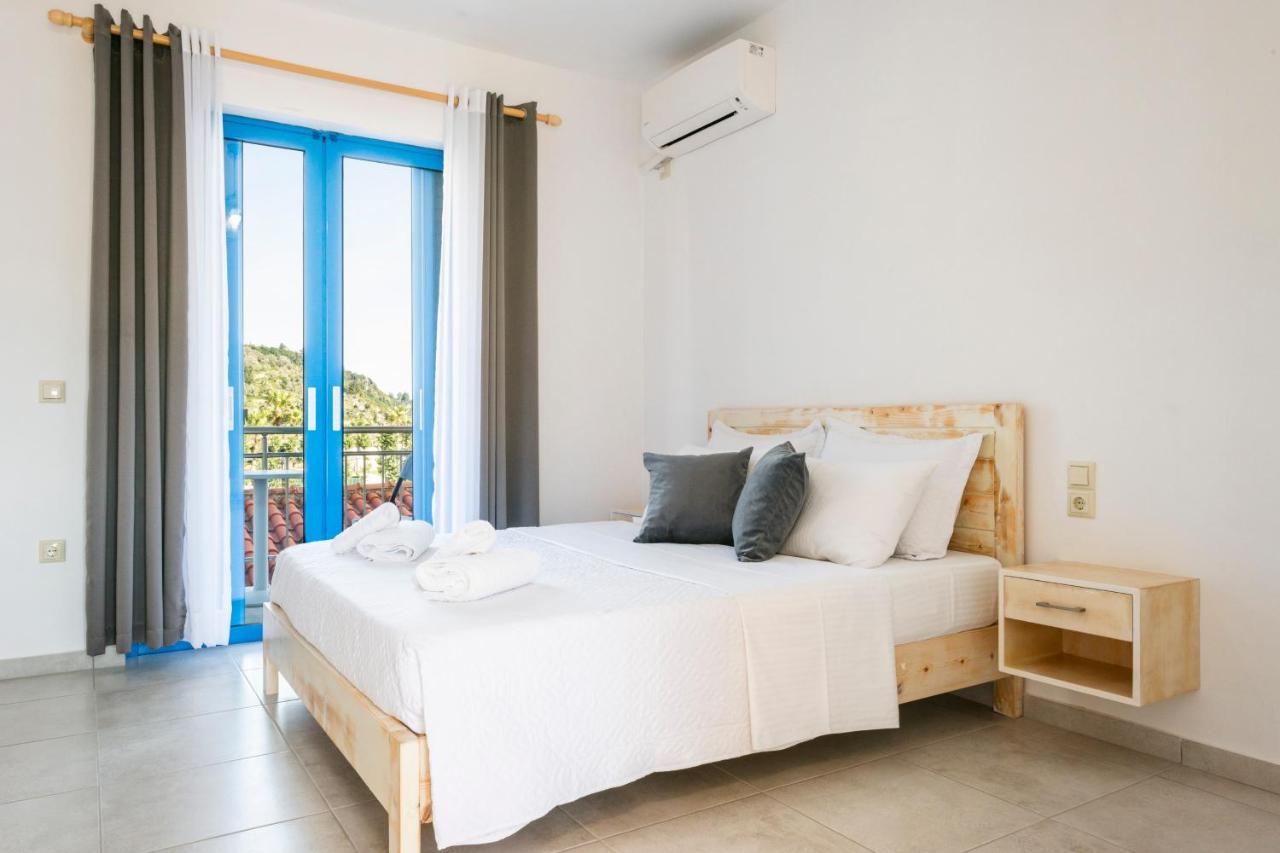 Blue Horizon Hotel Himare Buitenkant foto